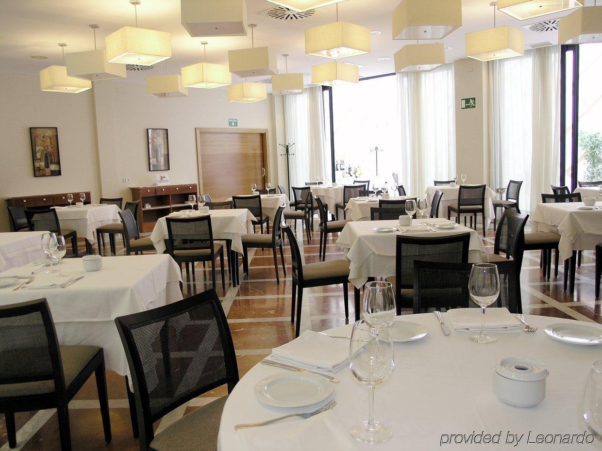 Th Boadilla Hotel Boadilla del Monte Étterem fotó