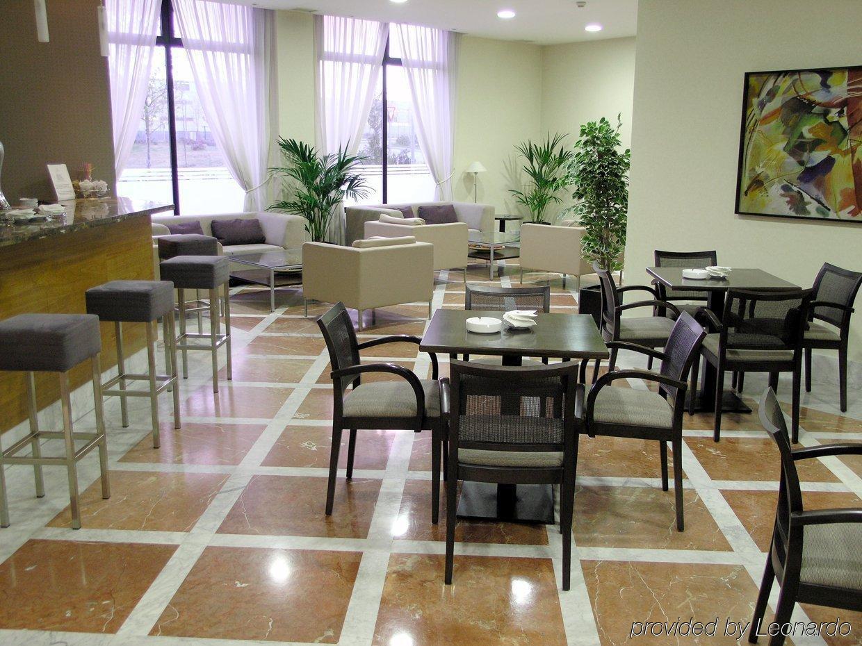 Th Boadilla Hotel Boadilla del Monte Étterem fotó