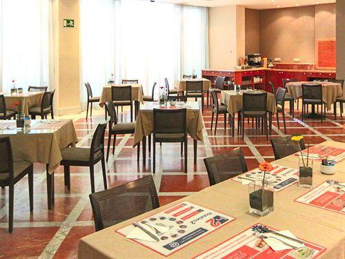 Th Boadilla Hotel Boadilla del Monte Kültér fotó